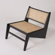 صورة كرسي بتصميم ياباني كلاسيكي