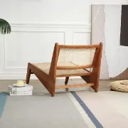 صورة كرسي بتصميم ياباني كلاسيكي