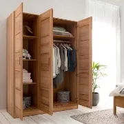 صورة دولاب حديث خشب طبيعي - ألاسكا