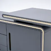 صورة مكتب حديث مع أدراج -لارو