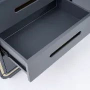 صورة مكتب حديث مع أدراج -لارو
