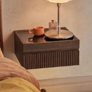 صورة طاولة غرفة نوم حديثة جرانيل - خشب طبيعي