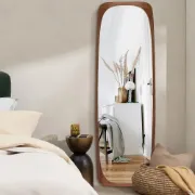 صورة مرآة الإطار الهادئ -  ترانكويل