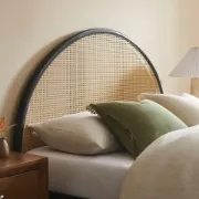 صورة سرير ارتشو بتصميم من الخشب الطبيعي