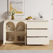 صورة أركا بوفيه خشب طبيعي – واجهة منحوتة بحواف ناعمة مستديرة