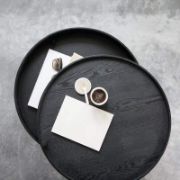 صورة أوريون – طاولة قهوة بسطح دوّار متحرك – خشب طبيعي